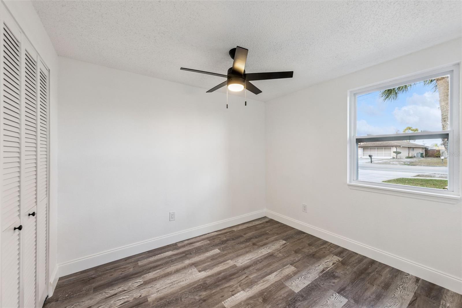 DELTONA LAKES UNIT 05 - Residential