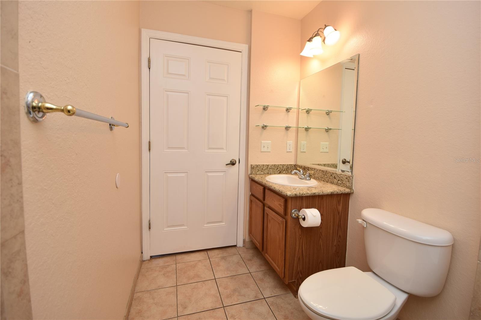 PALM POINTE - Residential