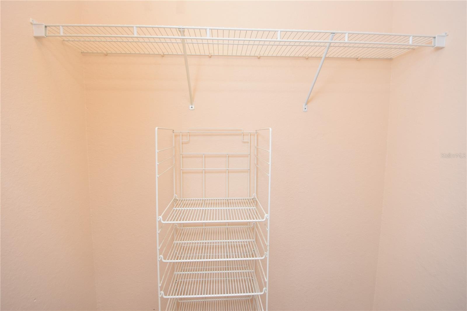 PALM POINTE - Residential