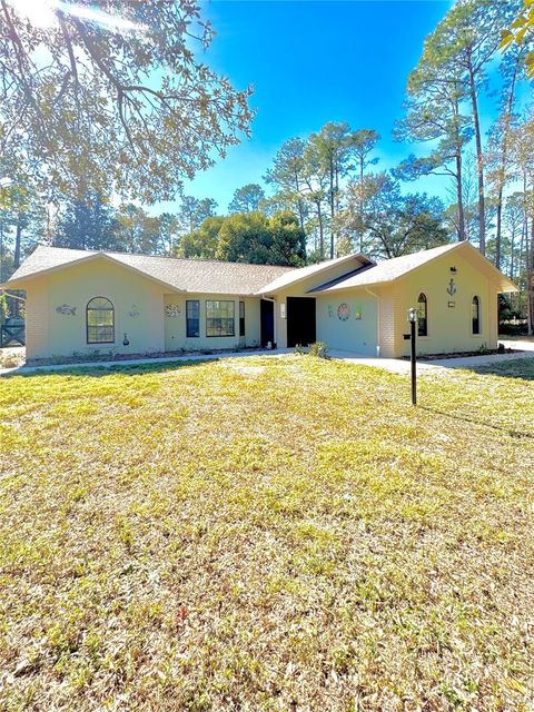 A home in HERNANDO