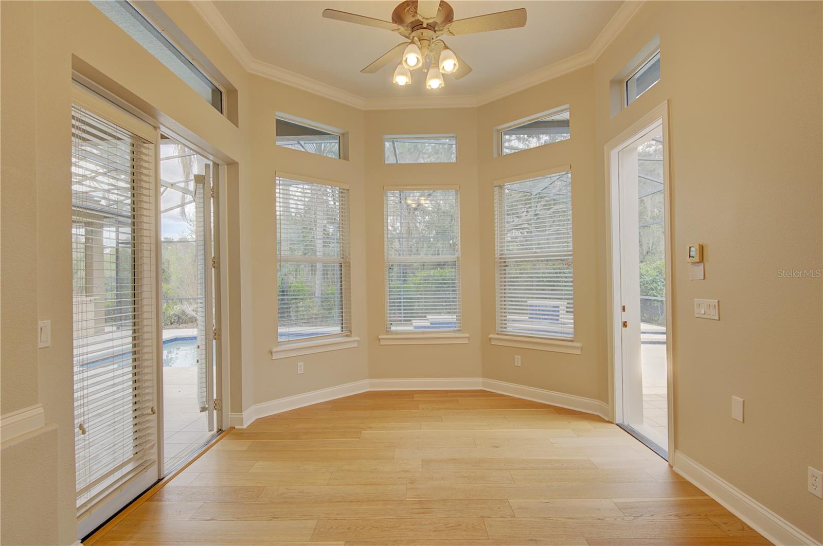 ESTATES ON LAKE MILLS - Residential Lease