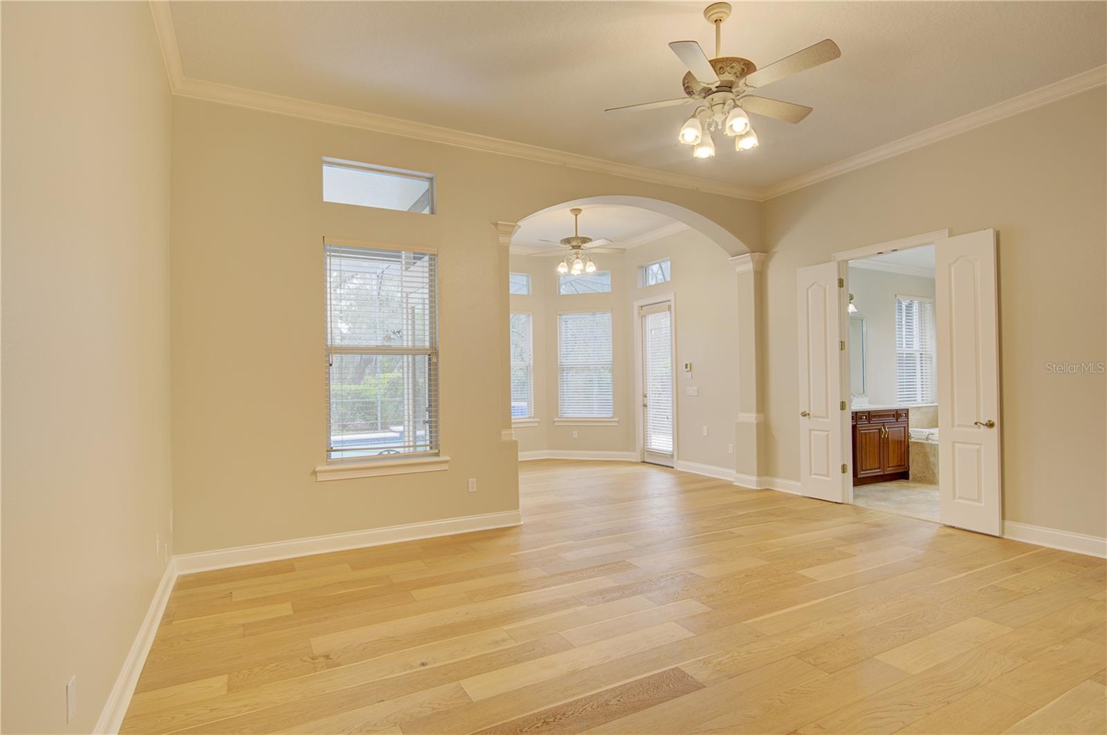 ESTATES ON LAKE MILLS - Residential Lease