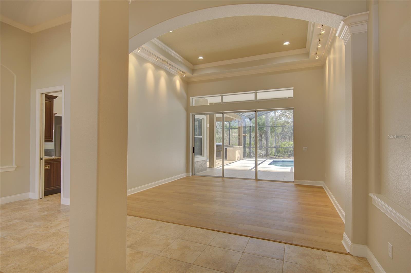 ESTATES ON LAKE MILLS - Residential Lease