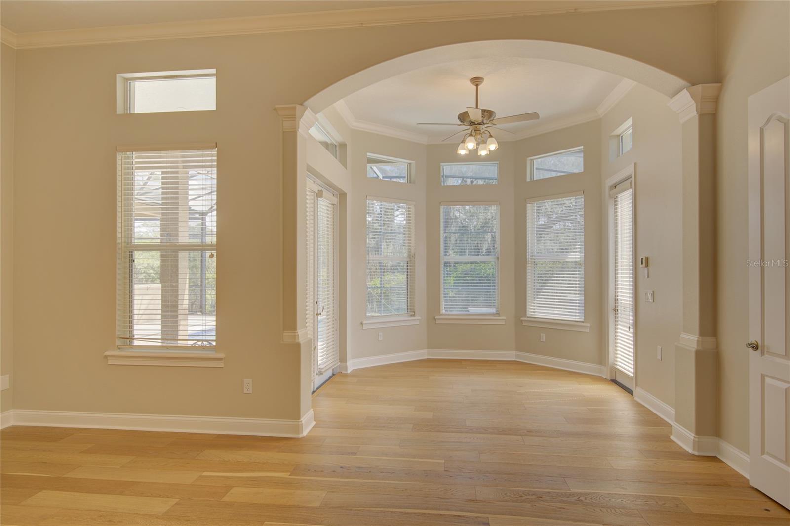 ESTATES ON LAKE MILLS - Residential Lease