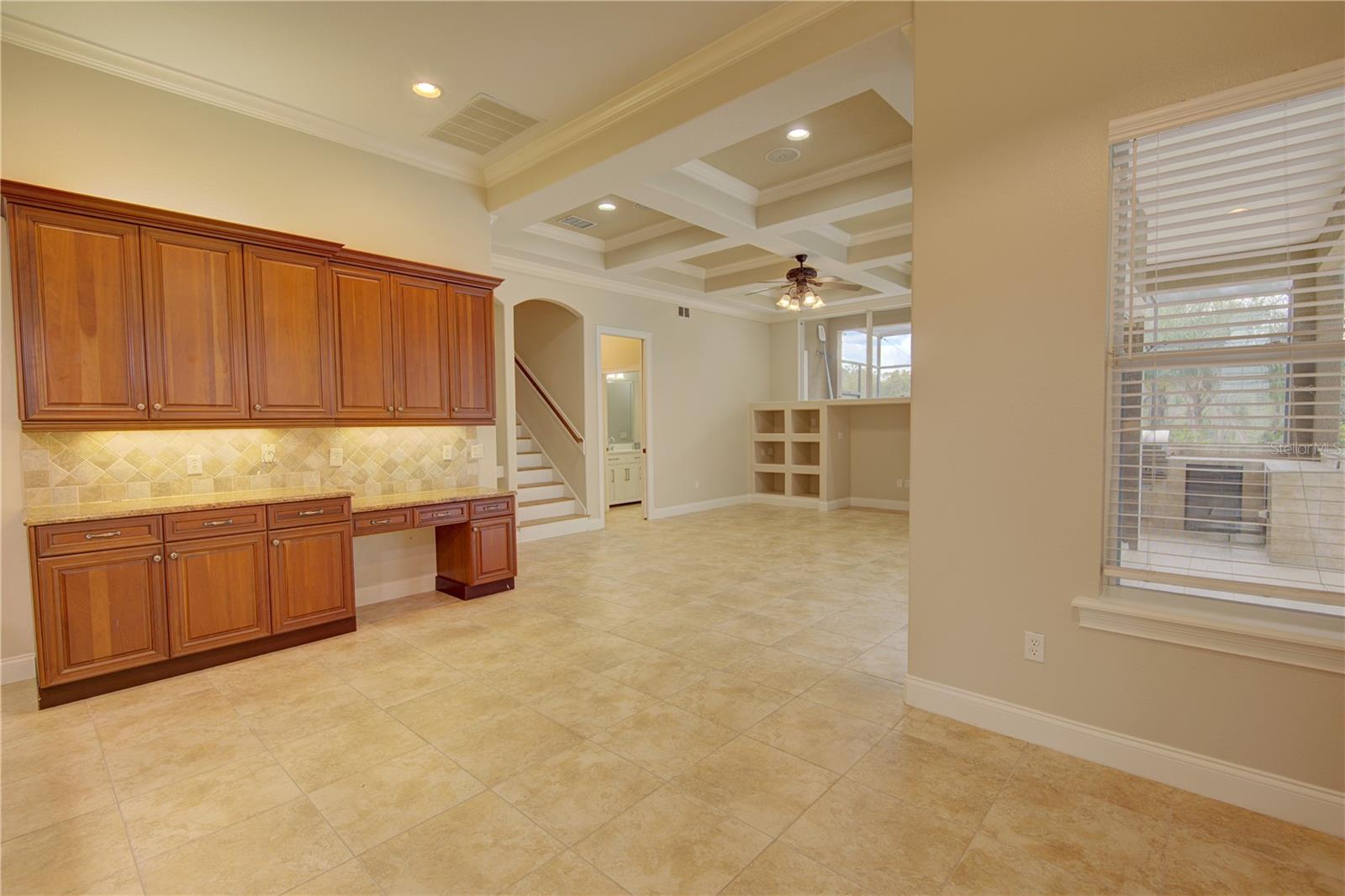 ESTATES ON LAKE MILLS - Residential Lease