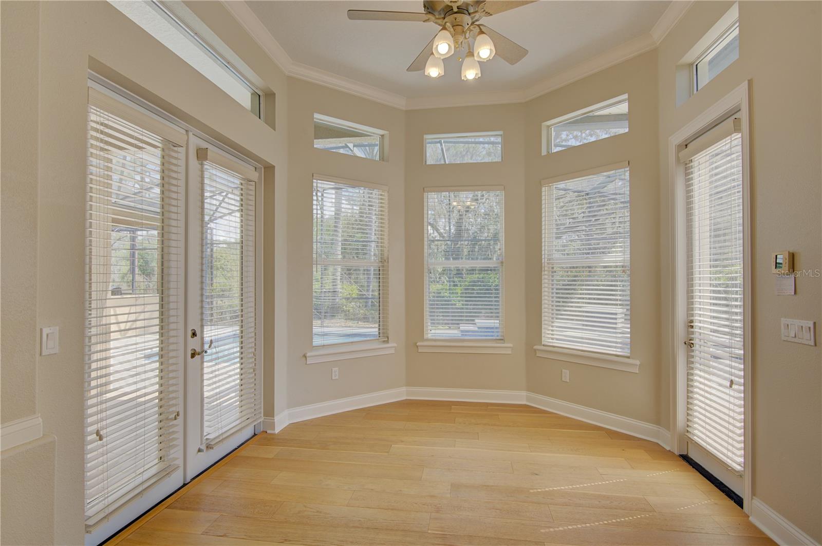 ESTATES ON LAKE MILLS - Residential Lease