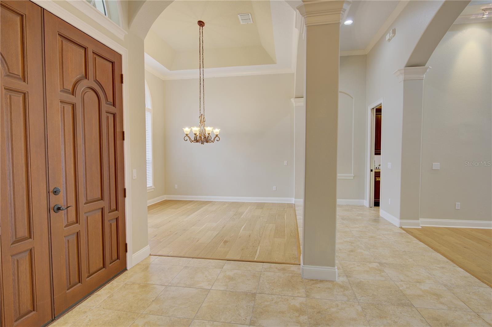 ESTATES ON LAKE MILLS - Residential Lease