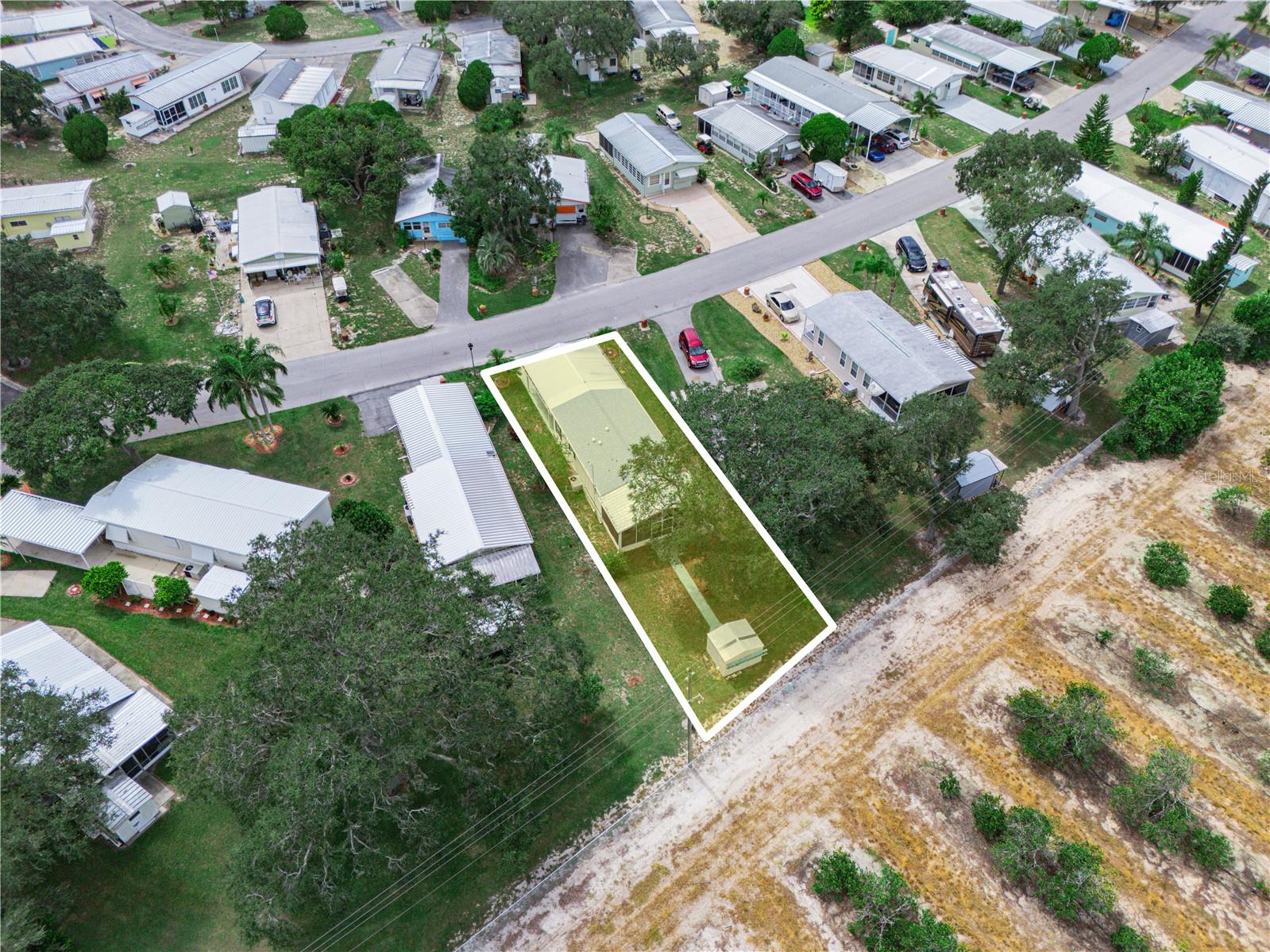 SADDLEBAG LAKE - Residential