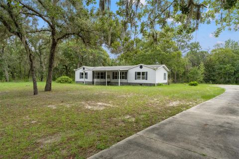 A home in HOMOSASSA