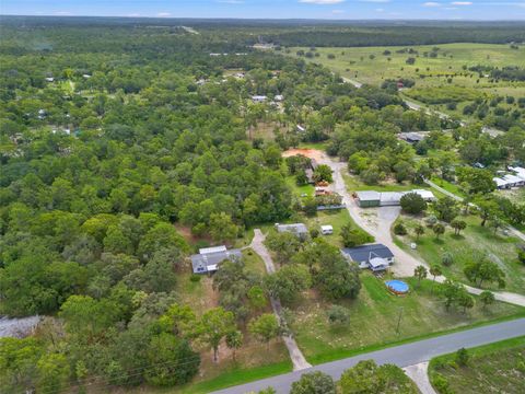 A home in HOMOSASSA