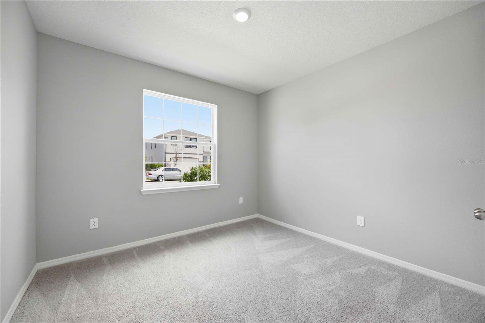 PROMENADE ESTATES ON PALMER RANCH - Residential