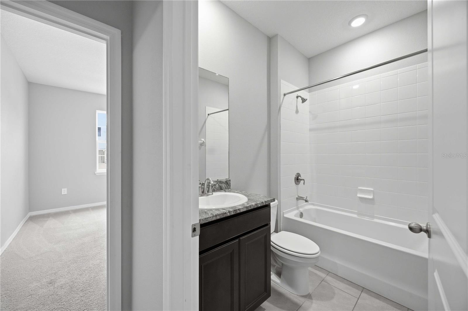 PROMENADE ESTATES ON PALMER RANCH - Residential