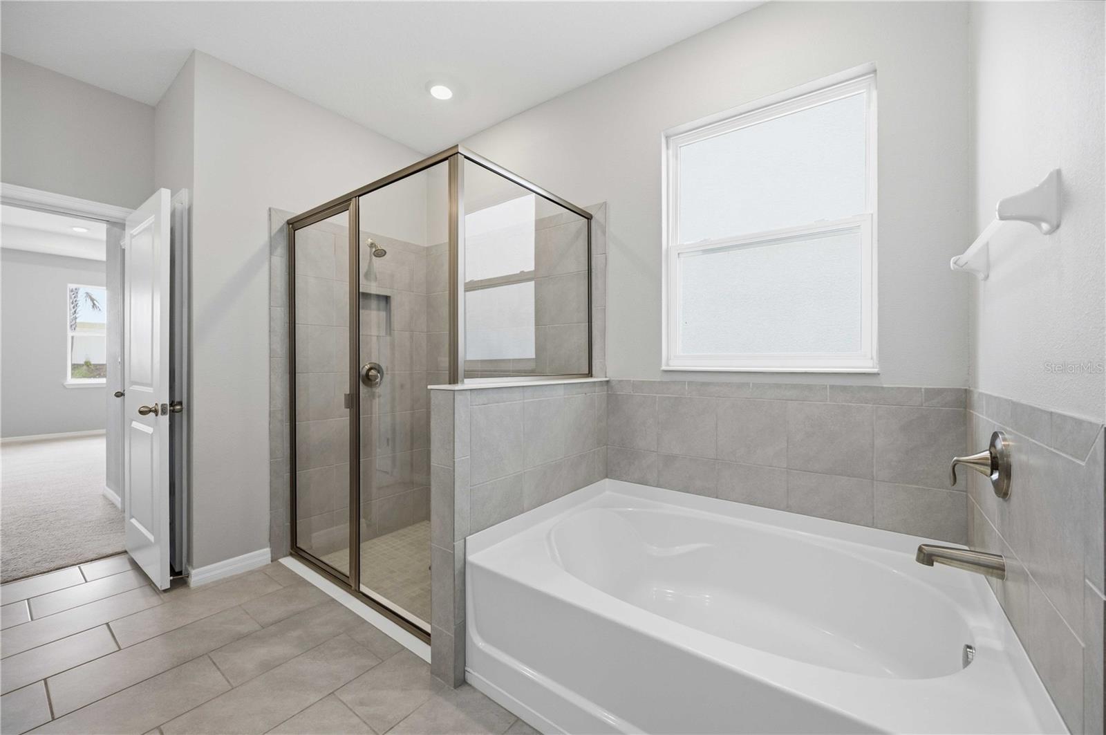 PROMENADE ESTATES ON PALMER RANCH - Residential