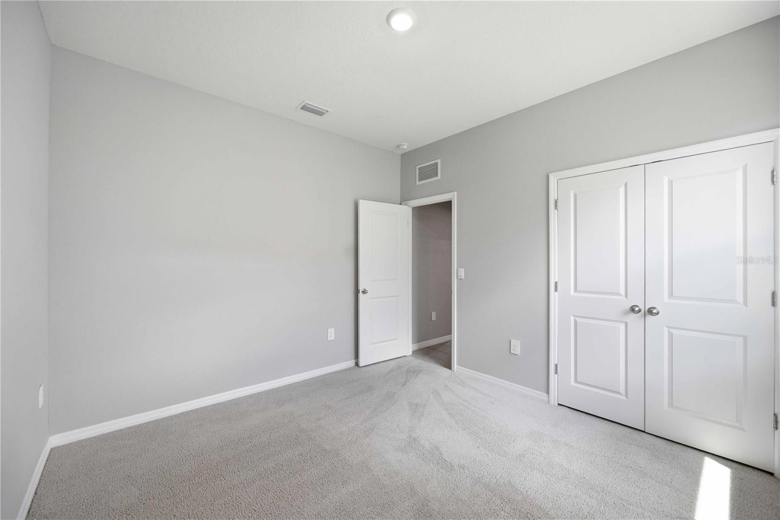 PROMENADE ESTATES ON PALMER RANCH - Residential