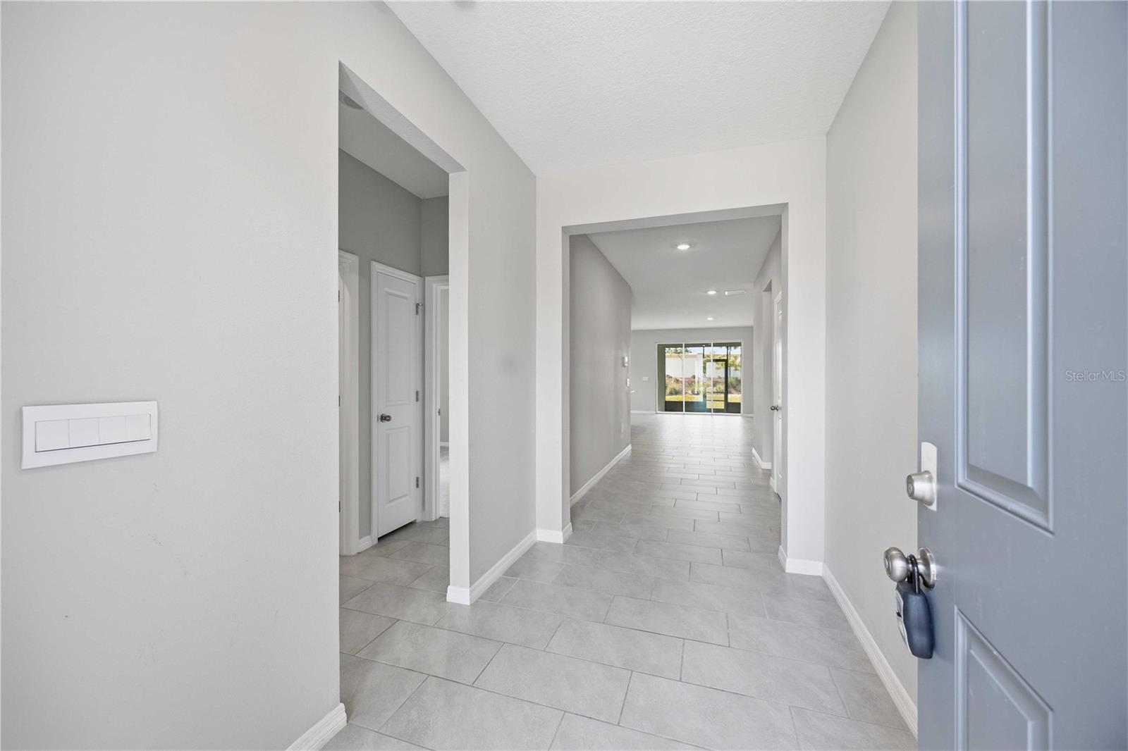 PROMENADE ESTATES ON PALMER RANCH - Residential