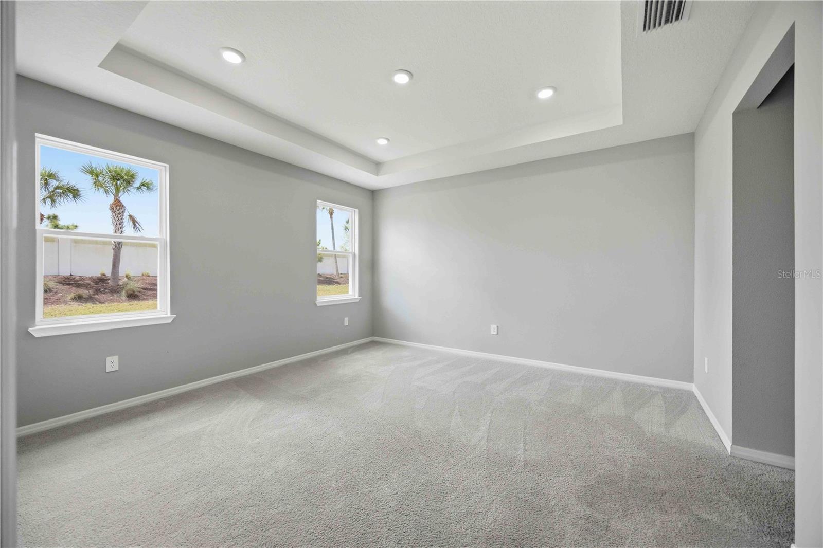 PROMENADE ESTATES ON PALMER RANCH - Residential