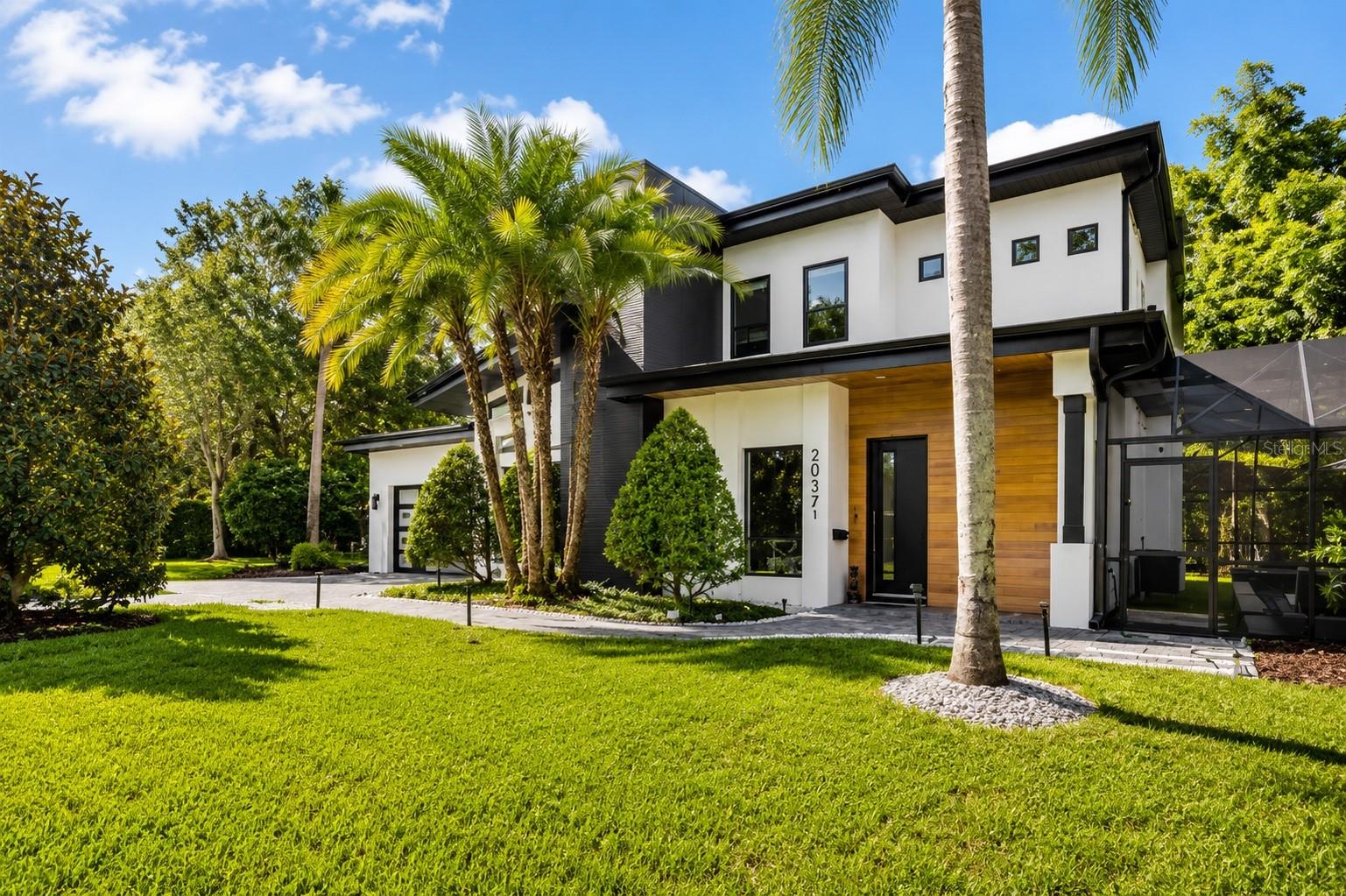 2032 KIMBRACE PLACE