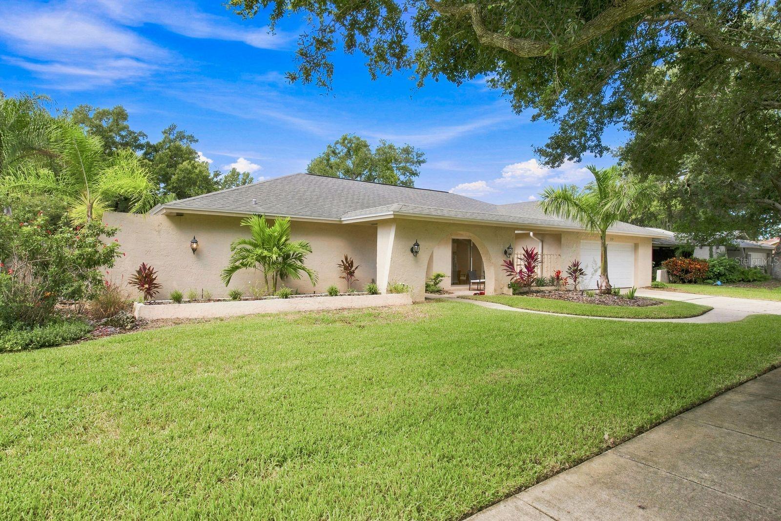 2761 N WESTCHESTER DRIVE N