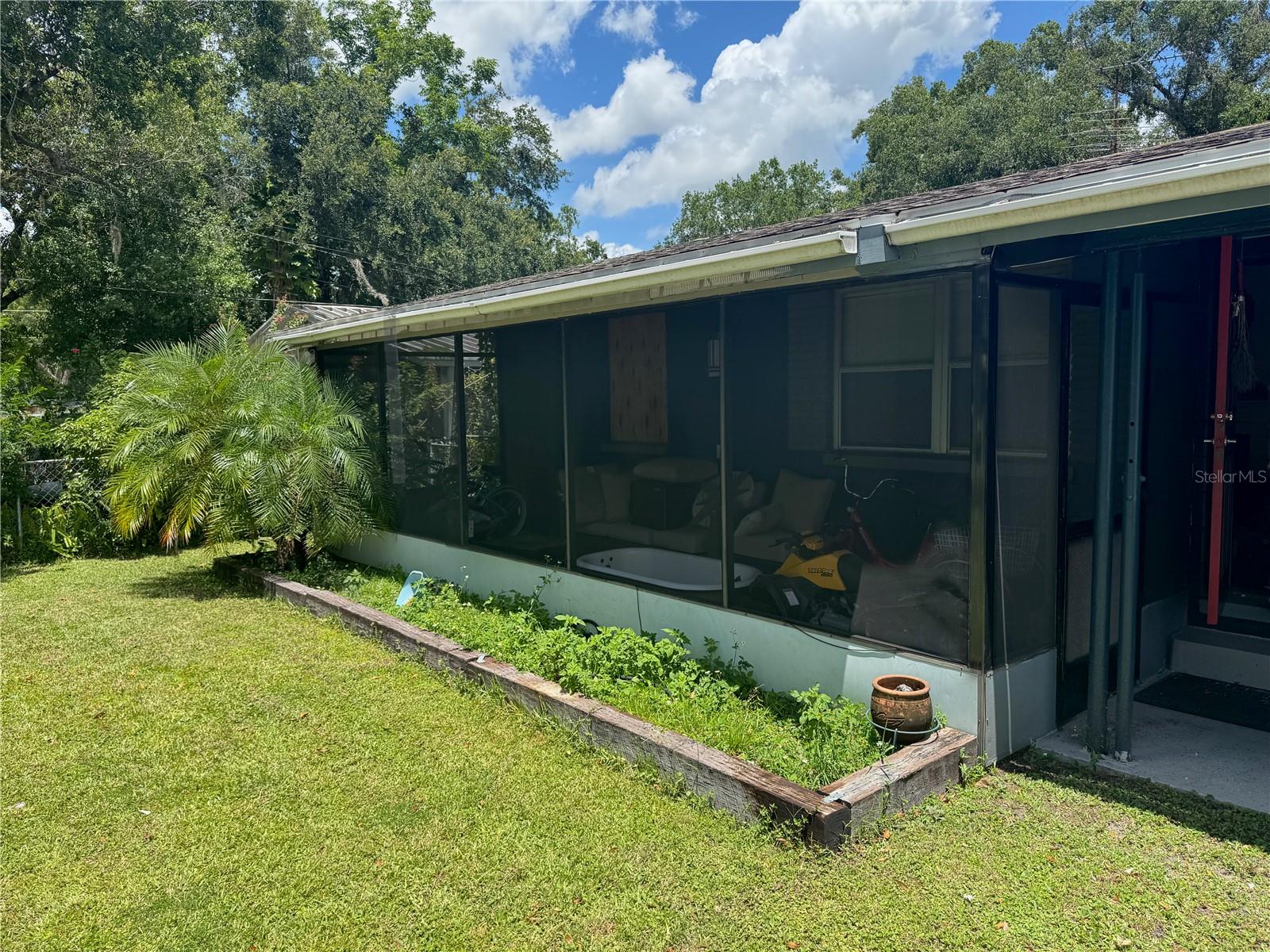 Investor Opportunity – Solid Block Home with Unique Features!
Don’t miss this versatile 2-bedroom, 1-bath block home in Lakeland—ideal for your next flip or high-performing rental! Built on a concrete slab, this property features a large carport and a separate covered outdoor kitchen, offering great value and added usability.
Whether you’re looking to renovate and resell or hold as a cash-flowing asset, this home checks all the boxes. The structure is solid, the layout is functional, and the lot provides plenty of space for outdoor living or future improvements.
The home is currently tenant-occupied, but will be delivered vacant at closing.
Located in a convenient area with access to major roadways, schools, and shopping, this is an opportunity you don’t want to miss.
?? Act quickly—investment properties like this go fast!