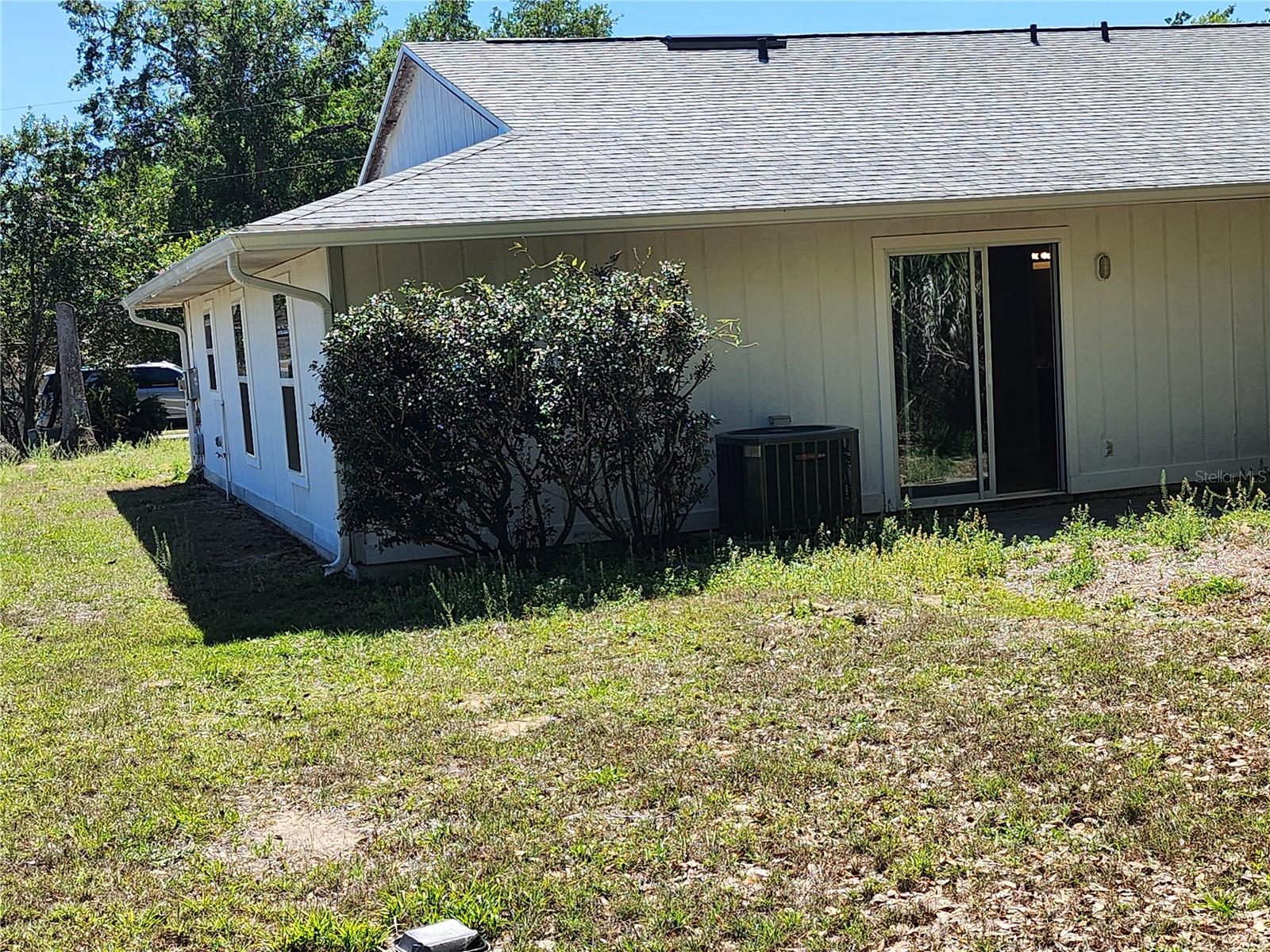 CENTURY ESTS - Residential Lease