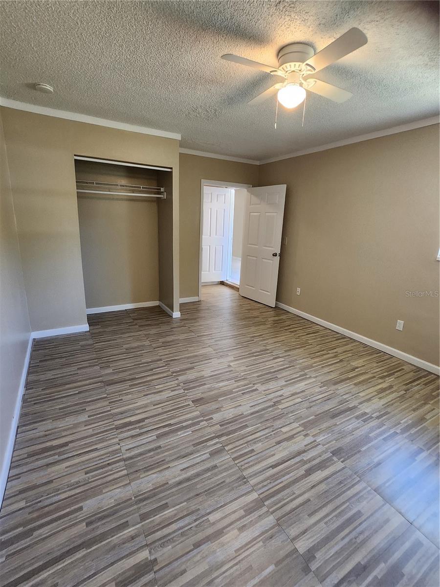 CENTURY ESTS - Residential Lease