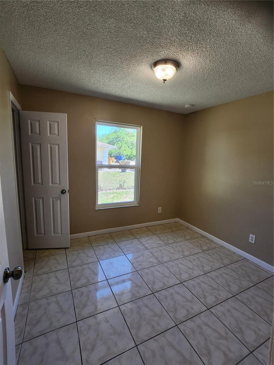 CENTURY ESTS - Residential Lease