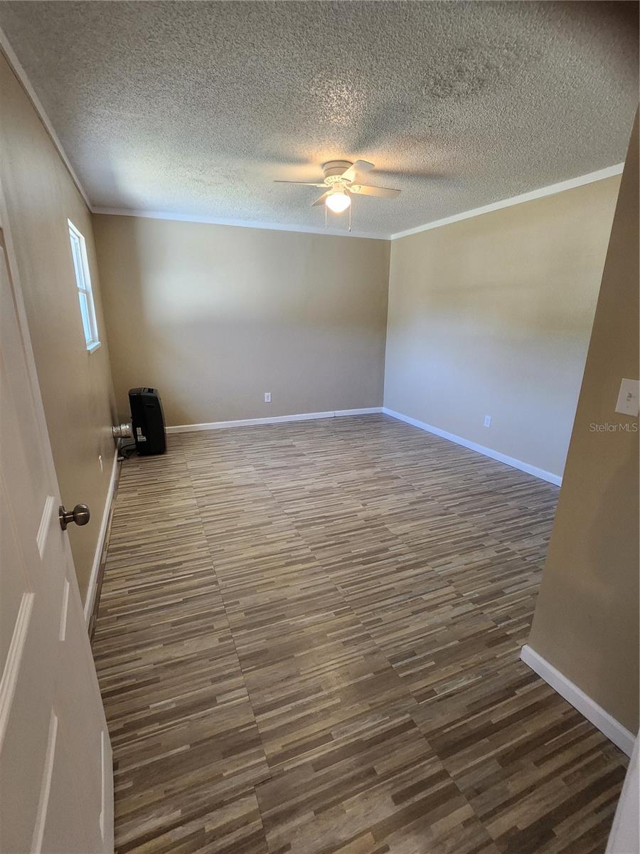 CENTURY ESTS - Residential Lease