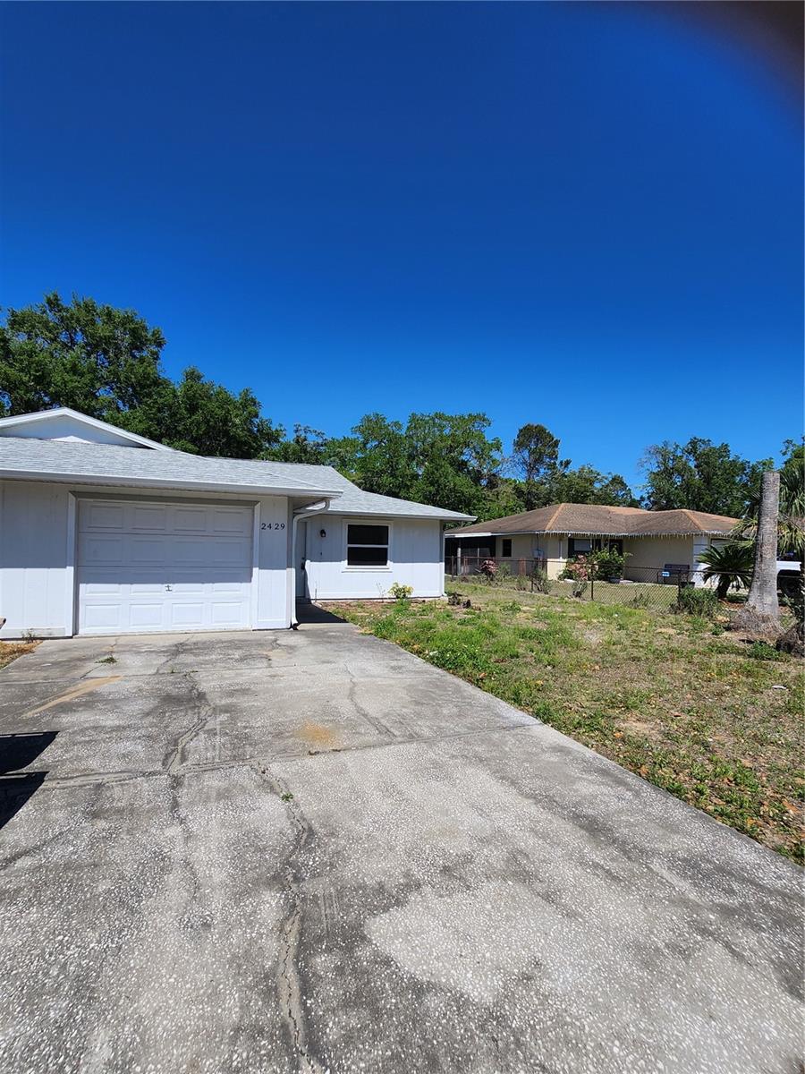 CENTURY ESTS - Residential Lease