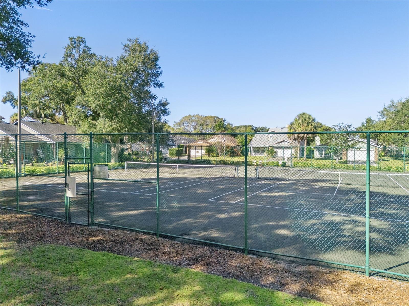 COUNTRY LANE - Residential