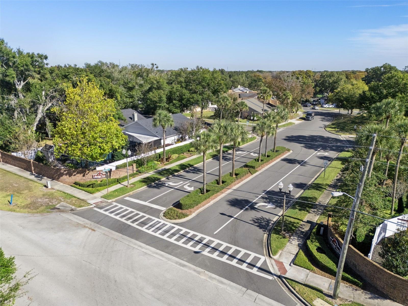 COUNTRY LANE - Residential