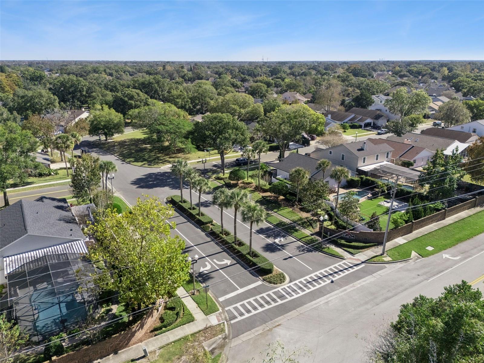 COUNTRY LANE - Residential