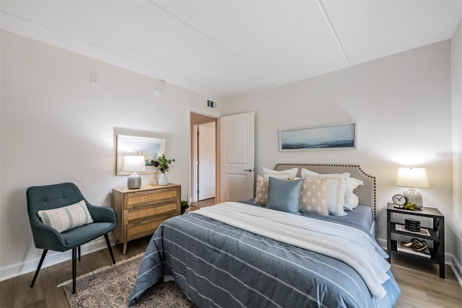 BOCA SHORES CONDO - Residential