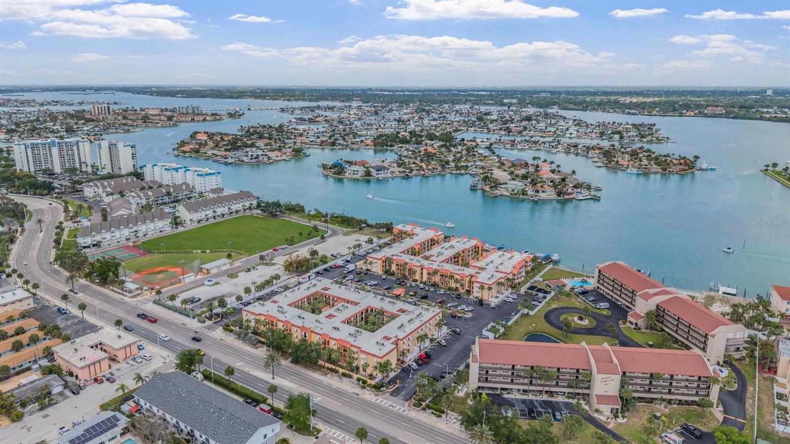 BOCA SHORES CONDO - Residential