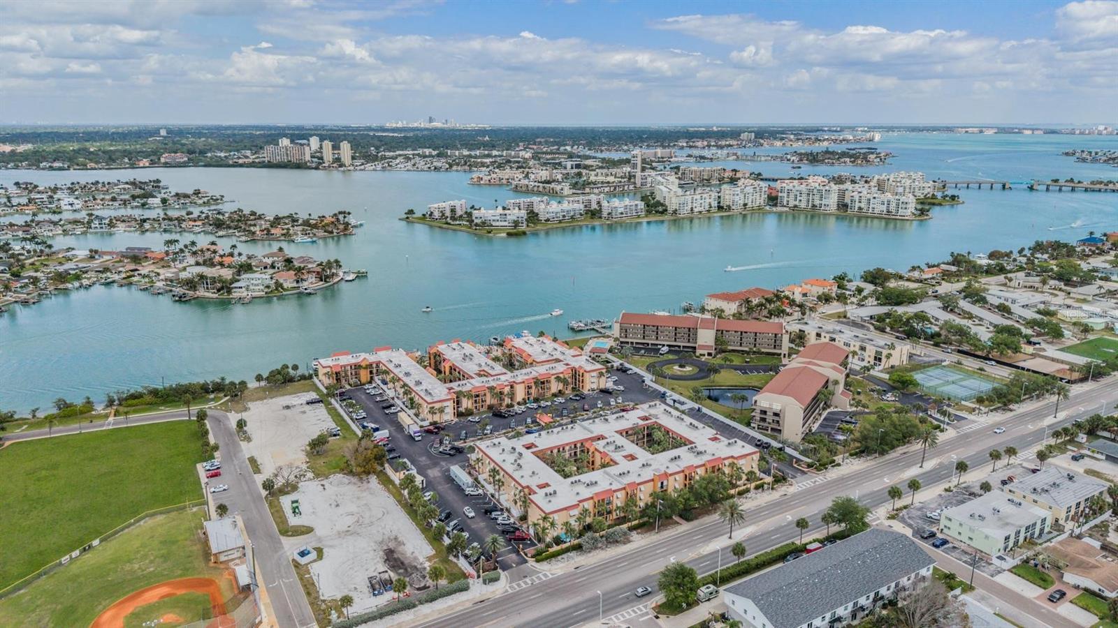 BOCA SHORES CONDO - Residential