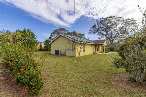 A home in AVON PARK