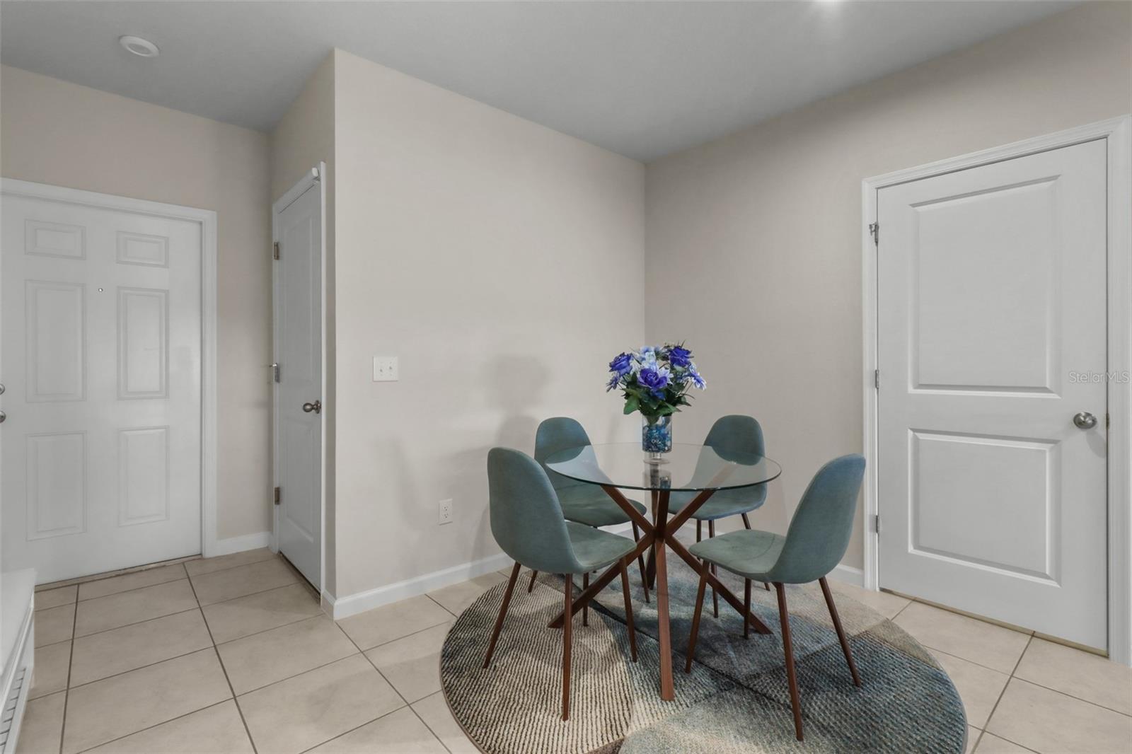 ANCLOTE SQUARE - Residential