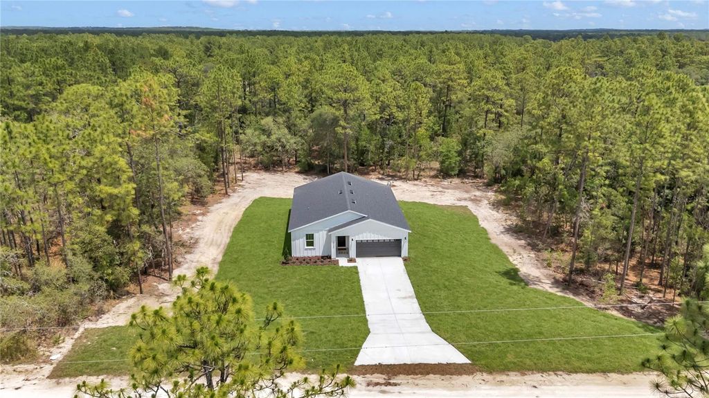 Photo of 12197 SW 76 Lane, Dunnellon, FL 34432 (MLS # O6308829)