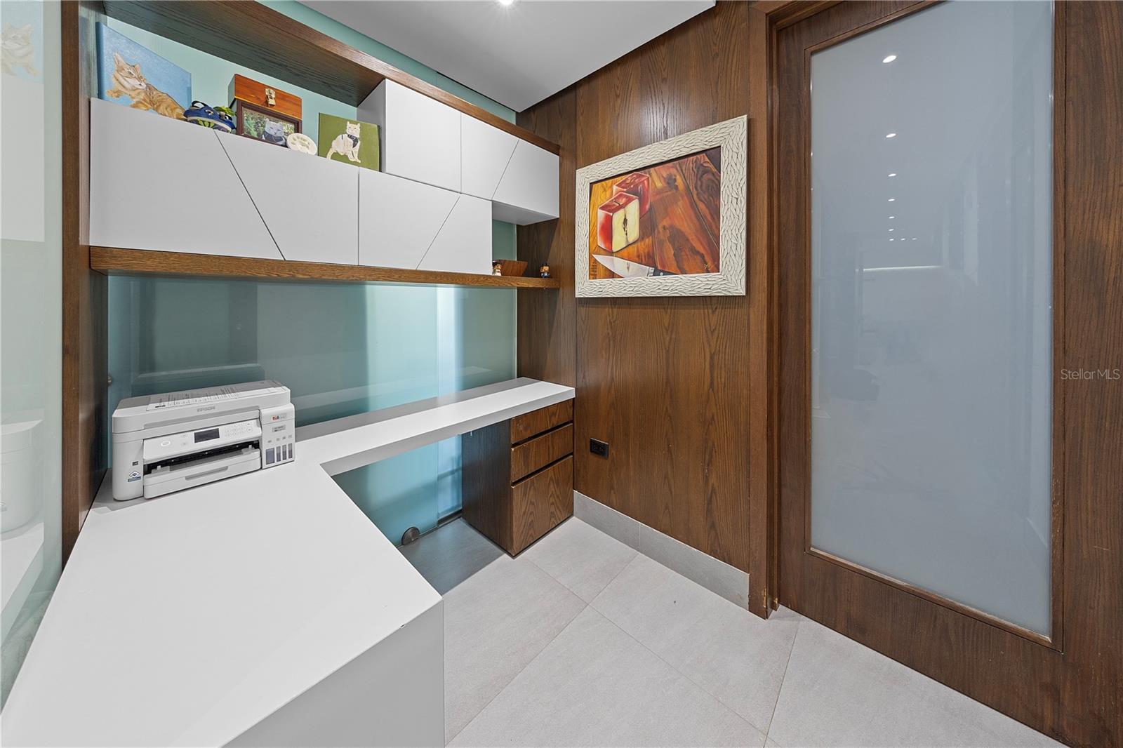 CAPITOLIO PLAZA - Residential