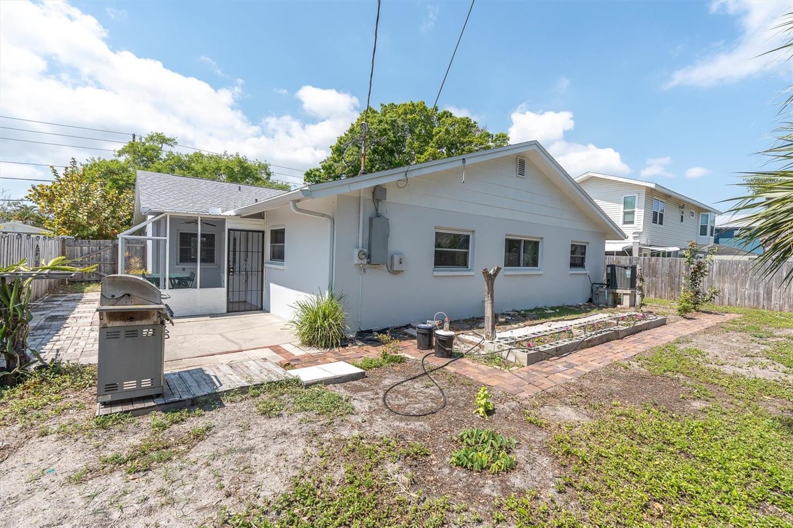 SHORE ACRES BAYOU GRANDE SEC - Residential