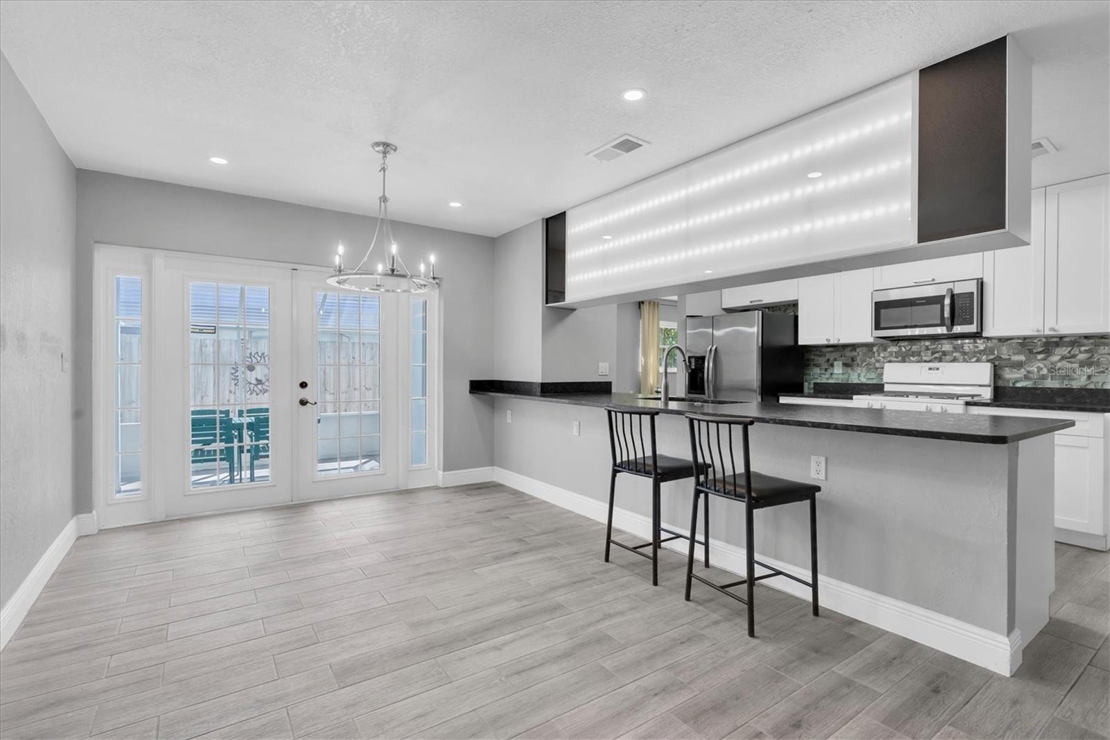 SHORE ACRES BAYOU GRANDE SEC - Residential