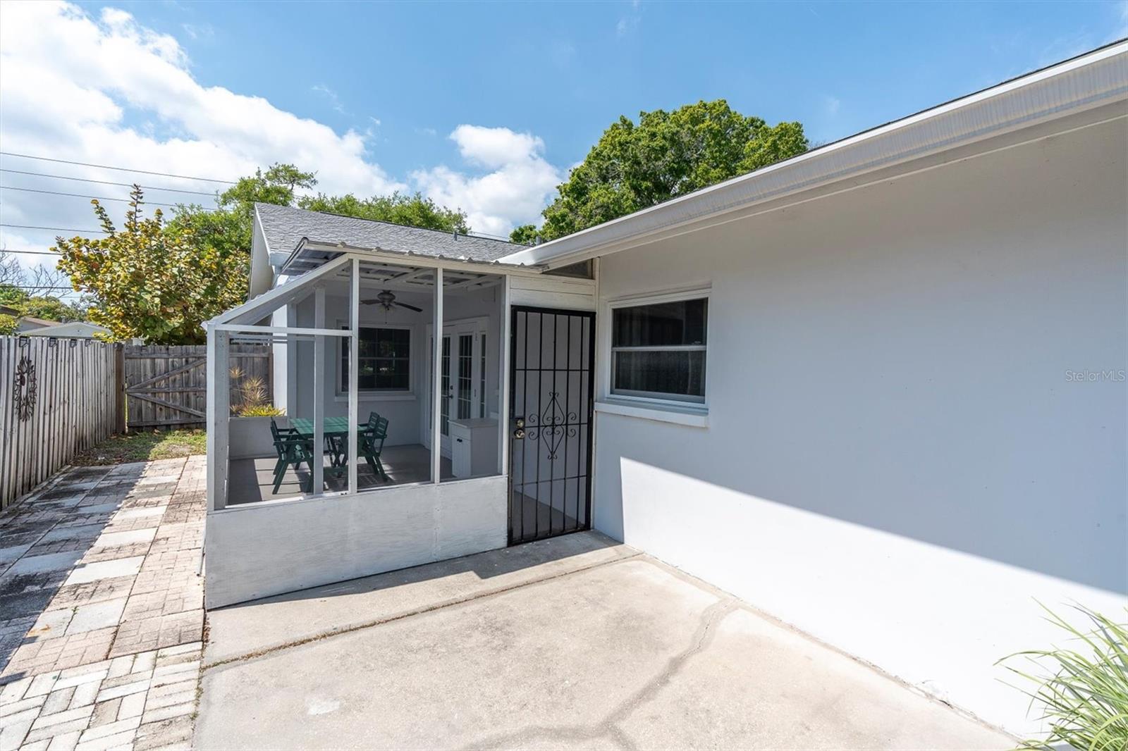 SHORE ACRES BAYOU GRANDE SEC - Residential