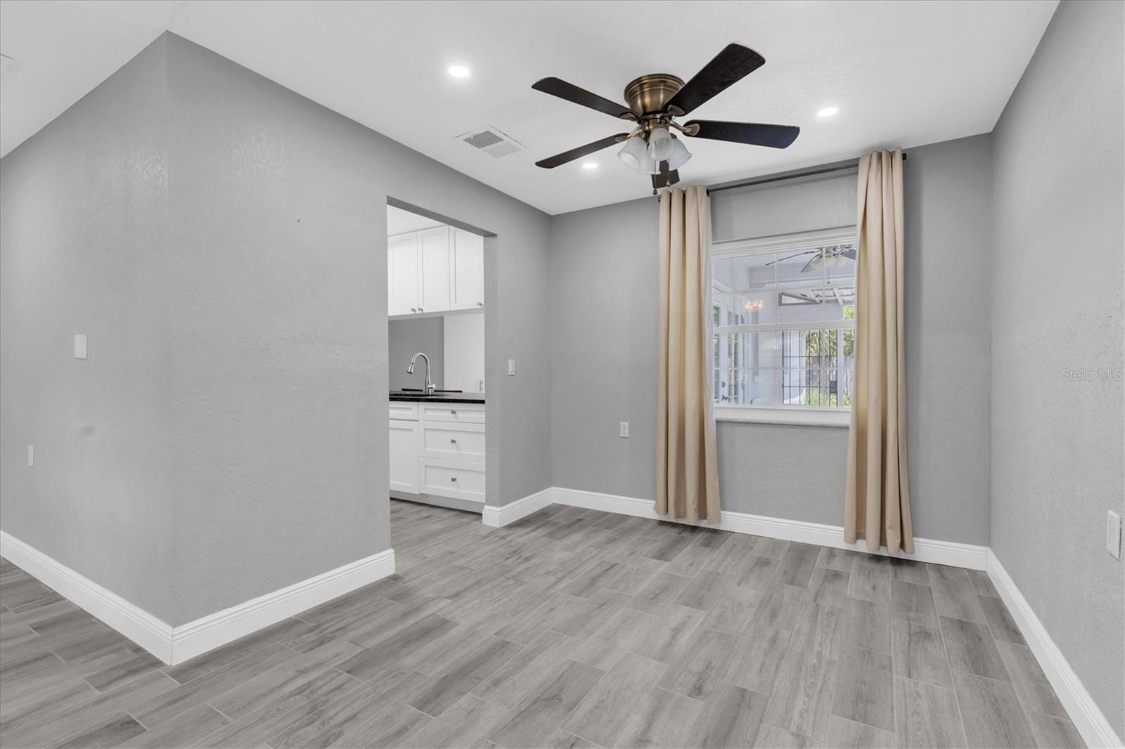 SHORE ACRES BAYOU GRANDE SEC - Residential