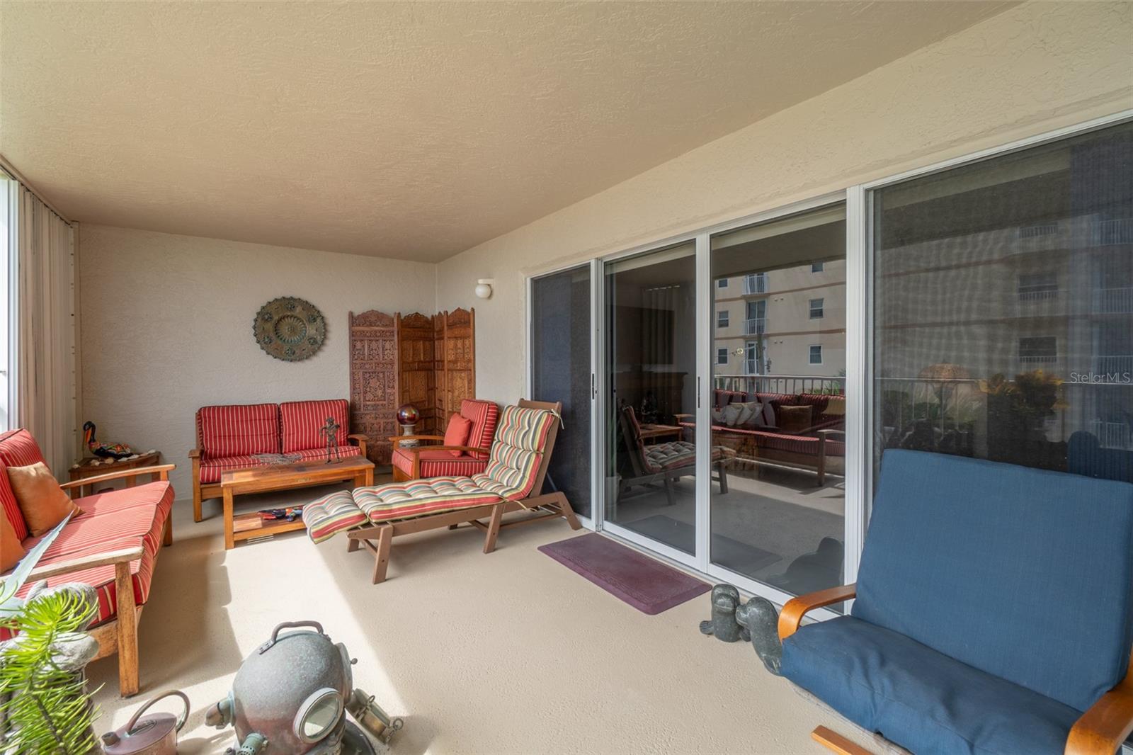 SHOREWOOD CONDO PH 05 - Residential