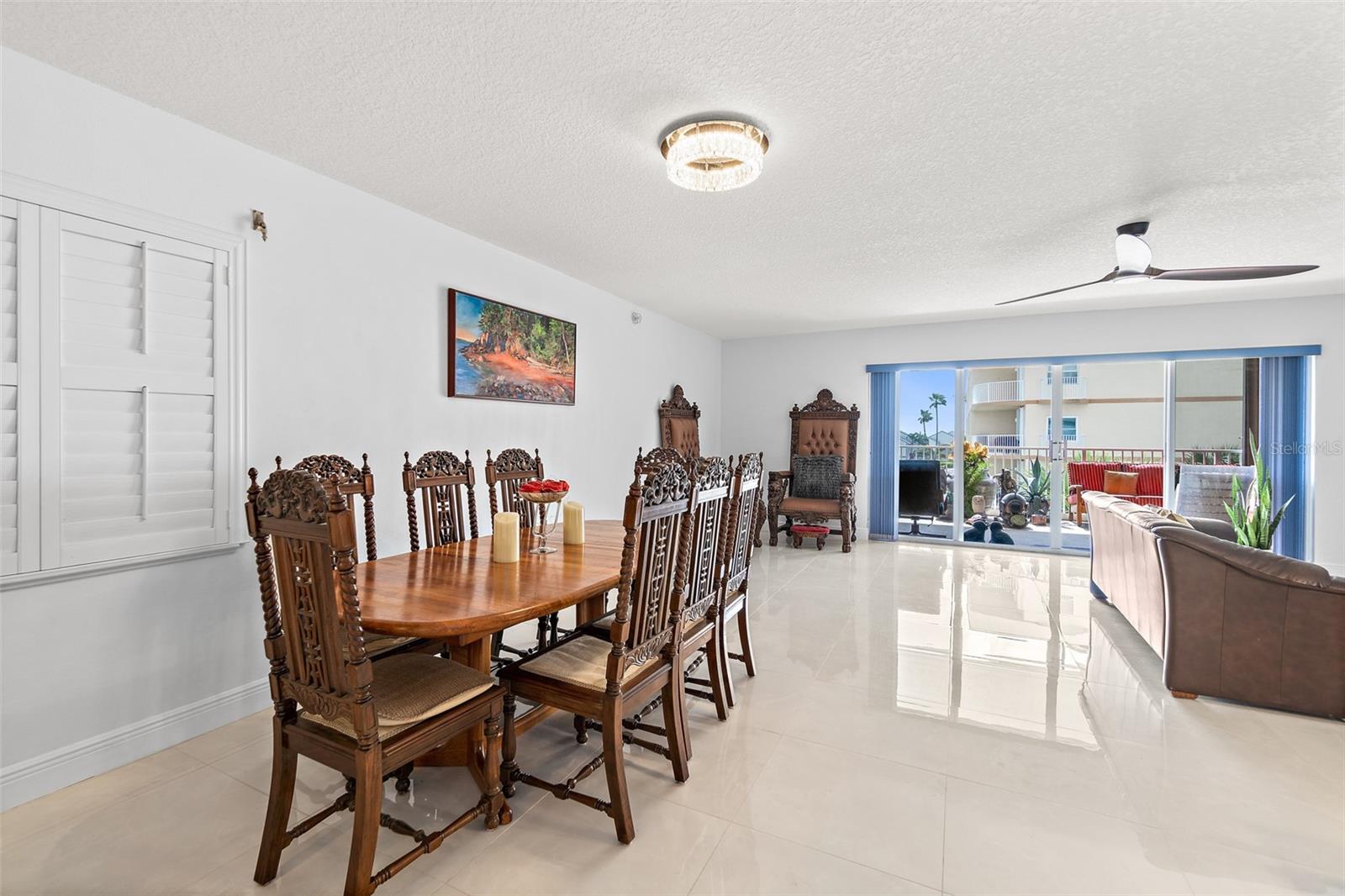 SHOREWOOD CONDO PH 05 - Residential