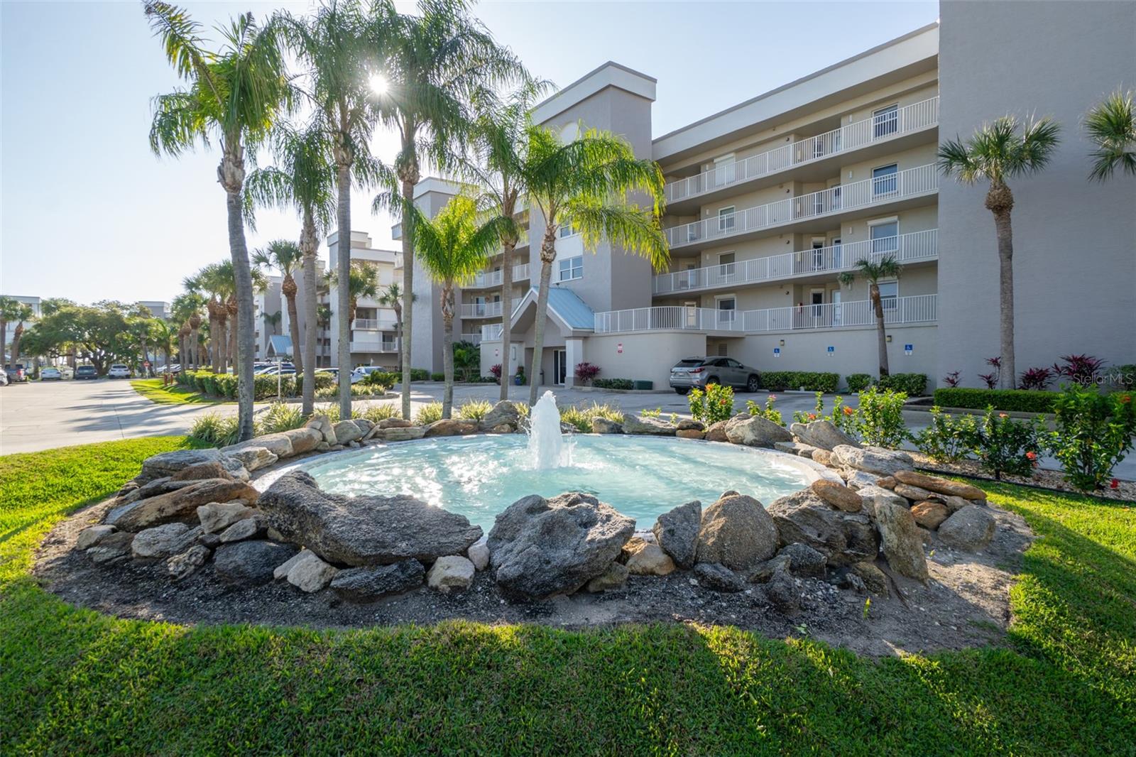 SHOREWOOD CONDO PH 05 - Residential