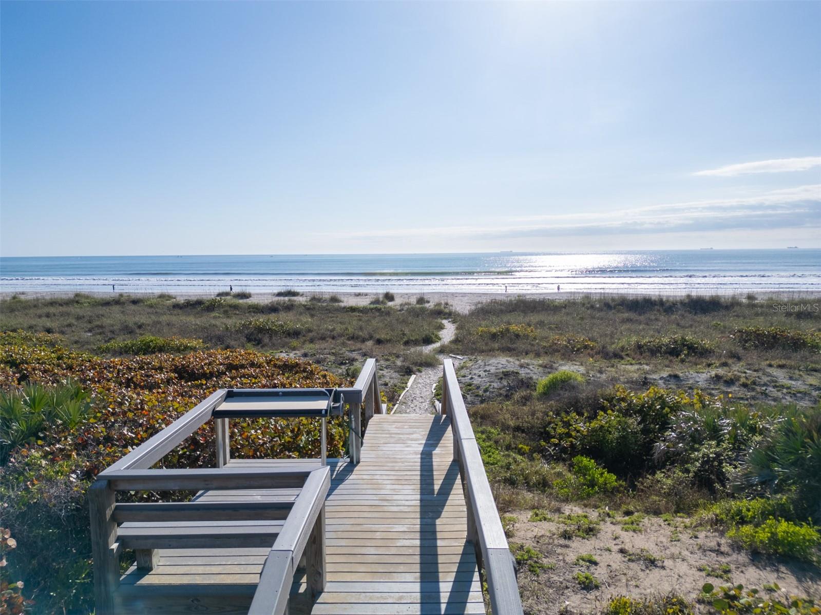 SHOREWOOD CONDO PH 05 - Residential