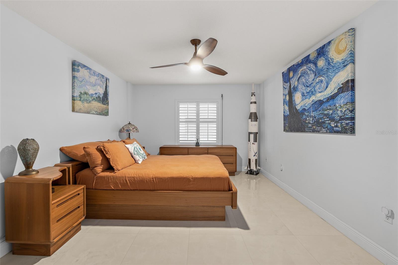 SHOREWOOD CONDO PH 05 - Residential