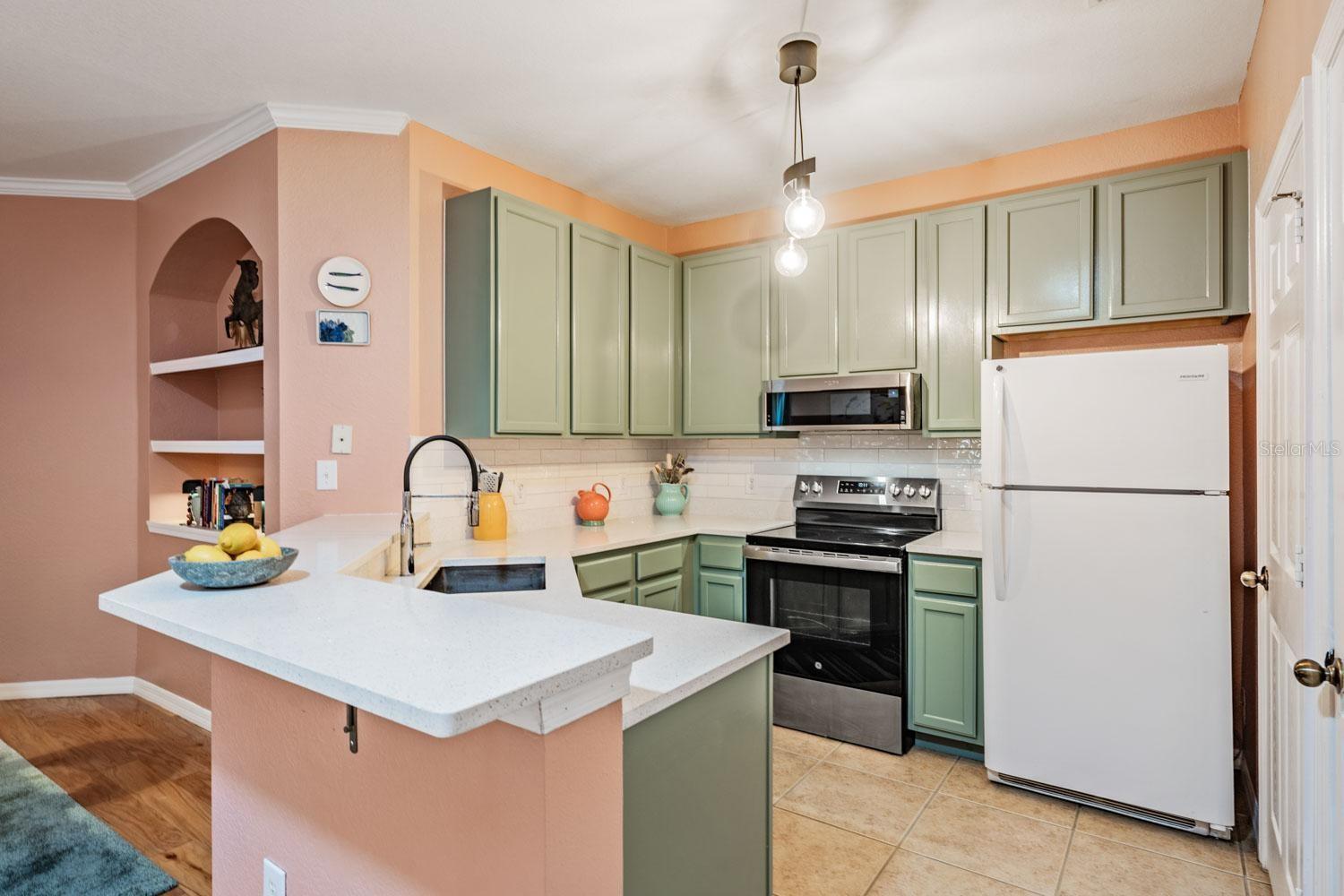 COURTNEY PALMS CONDO - Residential