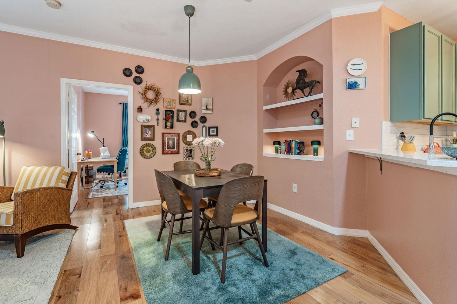 COURTNEY PALMS CONDO - Residential