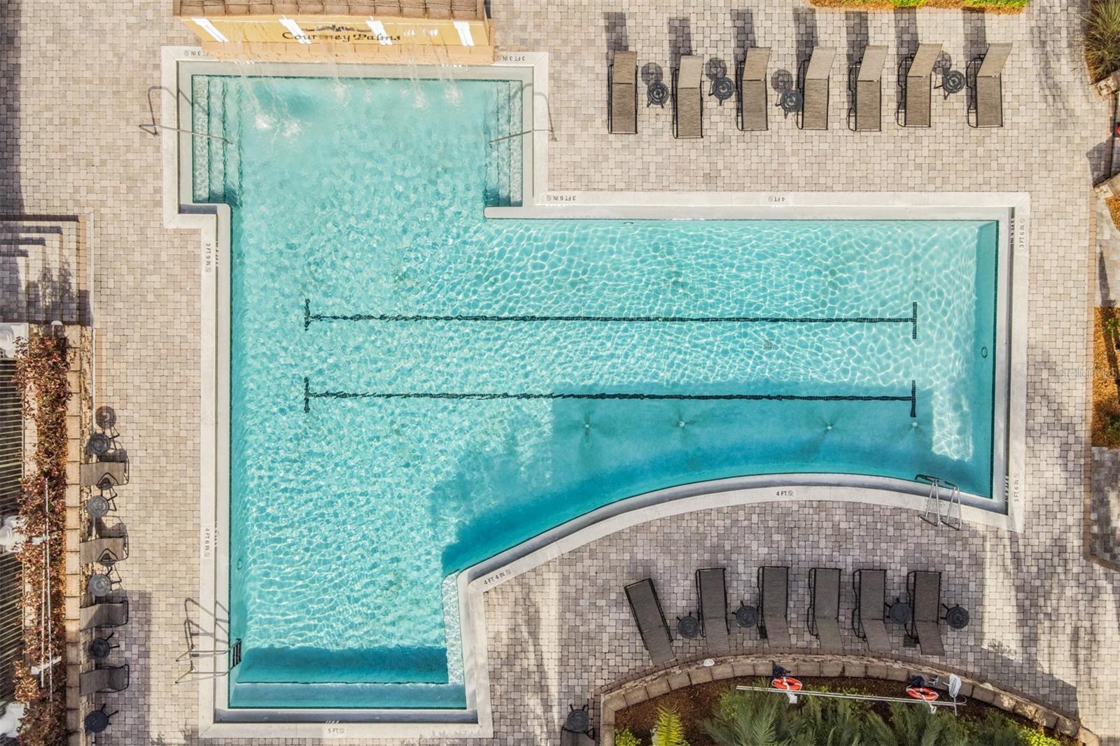 COURTNEY PALMS CONDO - Residential
